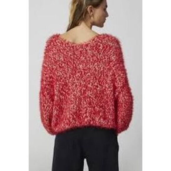 New Urban Outfitters UO Jamie Fuzzy Sweater Size XS - Picture 3 of 9